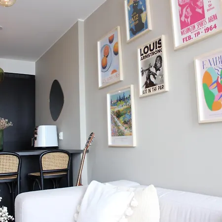 Moderne Toppleilighet I Apartment